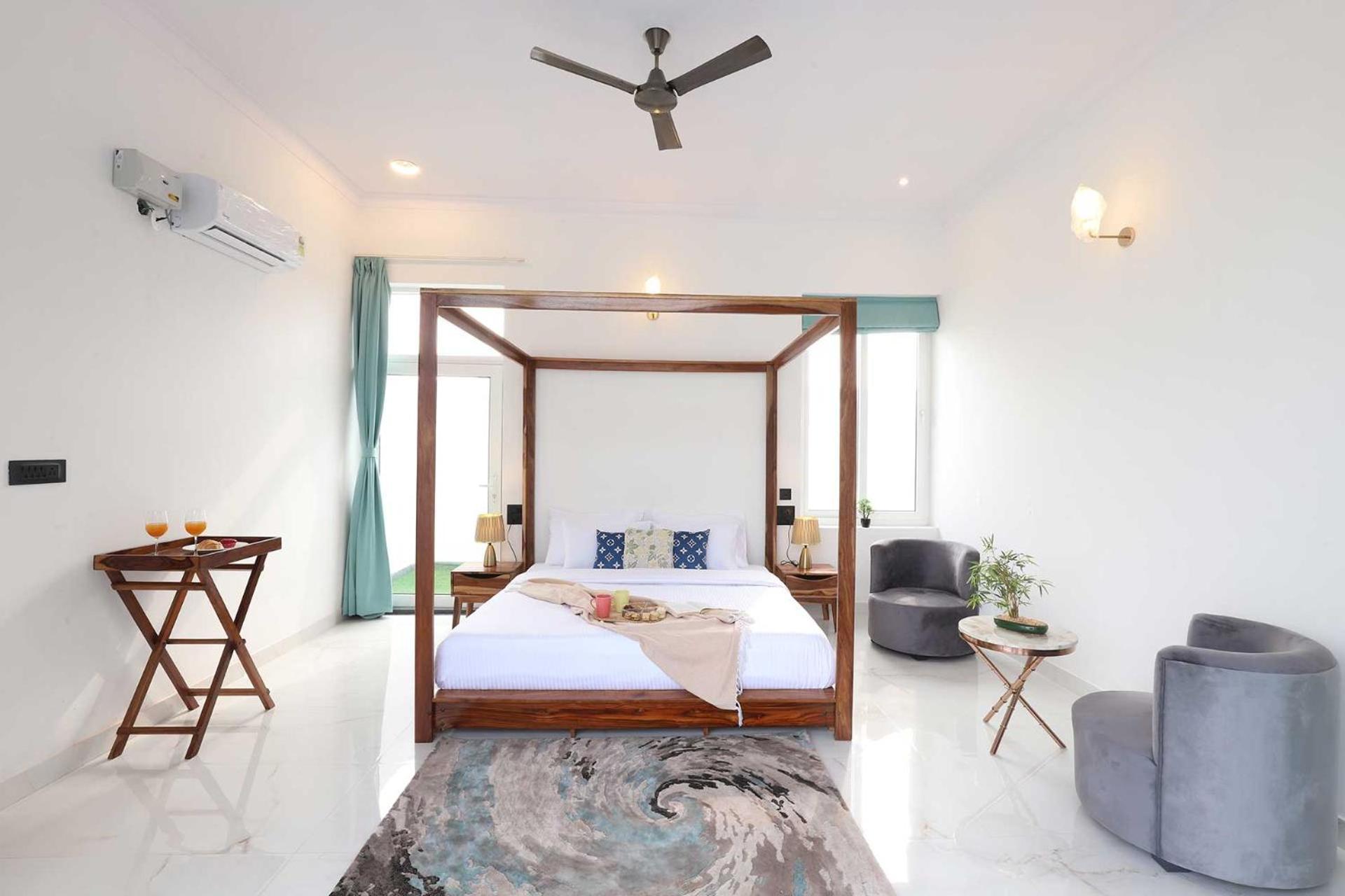 Holiday home Edo Mansion By The Party Citadel - Luxury With Pool, Garden Area, Massive Garden Etc.