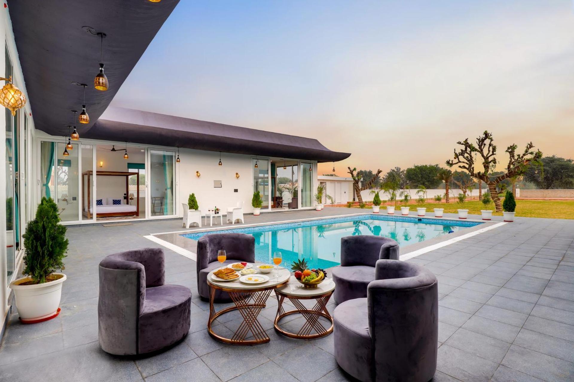 Holiday home Edo Mansion By The Party Citadel - Luxury With Pool, Garden Area, Massive Garden Etc. Jaipur